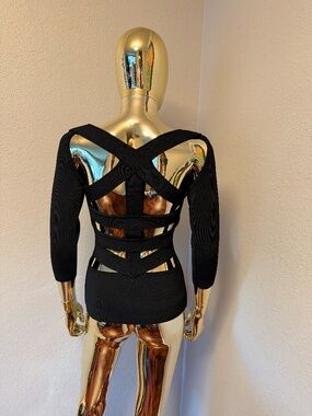 Givenchy blk, vintage, viscose top, size small